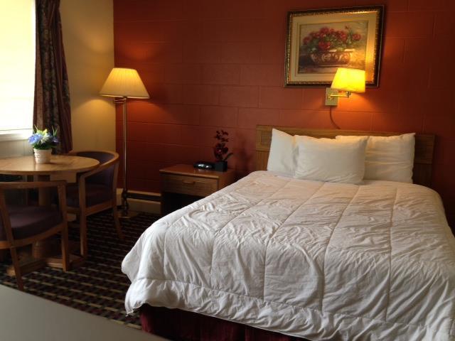 Rodeway Inn Manchester Buitenkant foto