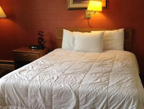 Rodeway Inn Manchester Buitenkant foto
